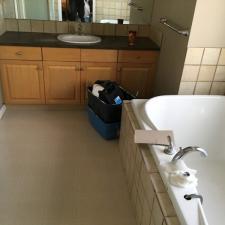 en-suite-remodel-in-calgary 1