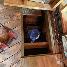 if-it-looks-like-water-damage-smells-like-water-damage-its-probably-water-damage 2