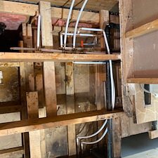 if-it-looks-like-water-damage-smells-like-water-damage-its-probably-water-damage 0